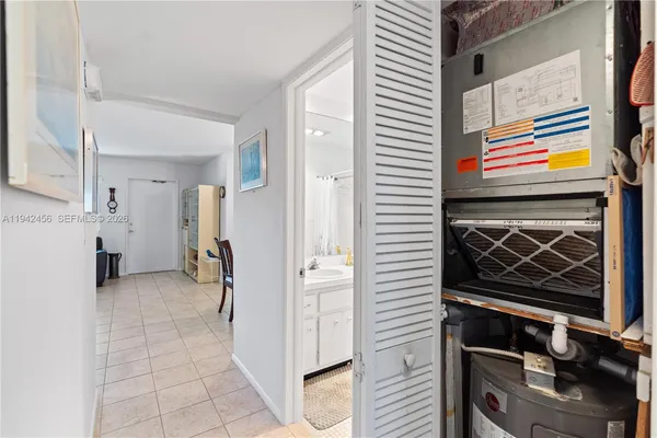 a view of living room with washer and dryer