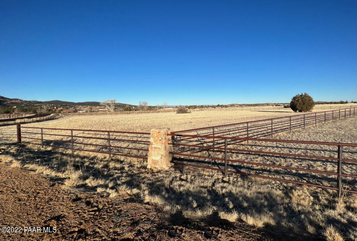 9930 North Equine Road Prescott, AZ 86305 - Photo 3 of 11 9930 N Equine Road, Prescott