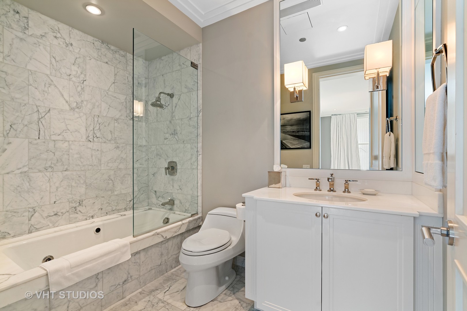 159 East Walton Place, Unit 14CD Chicago, IL 60611 - Photo 25 of 34