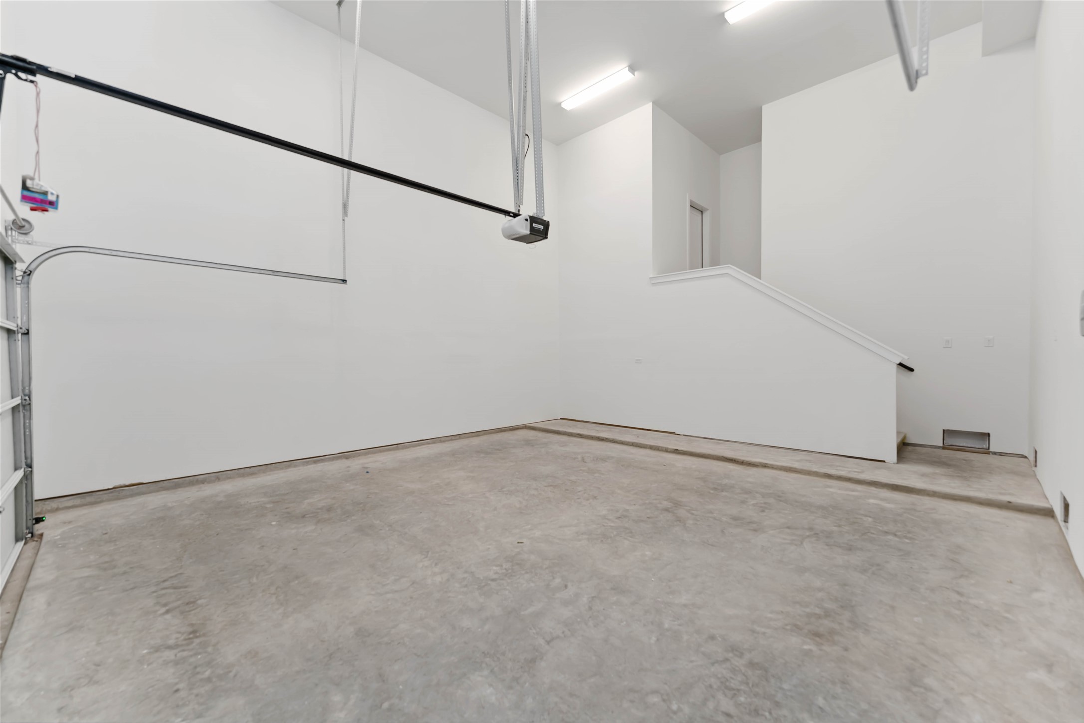 615 Wendel Street Houston, TX 77009 - Photo 20 of 21 a view of an empty room