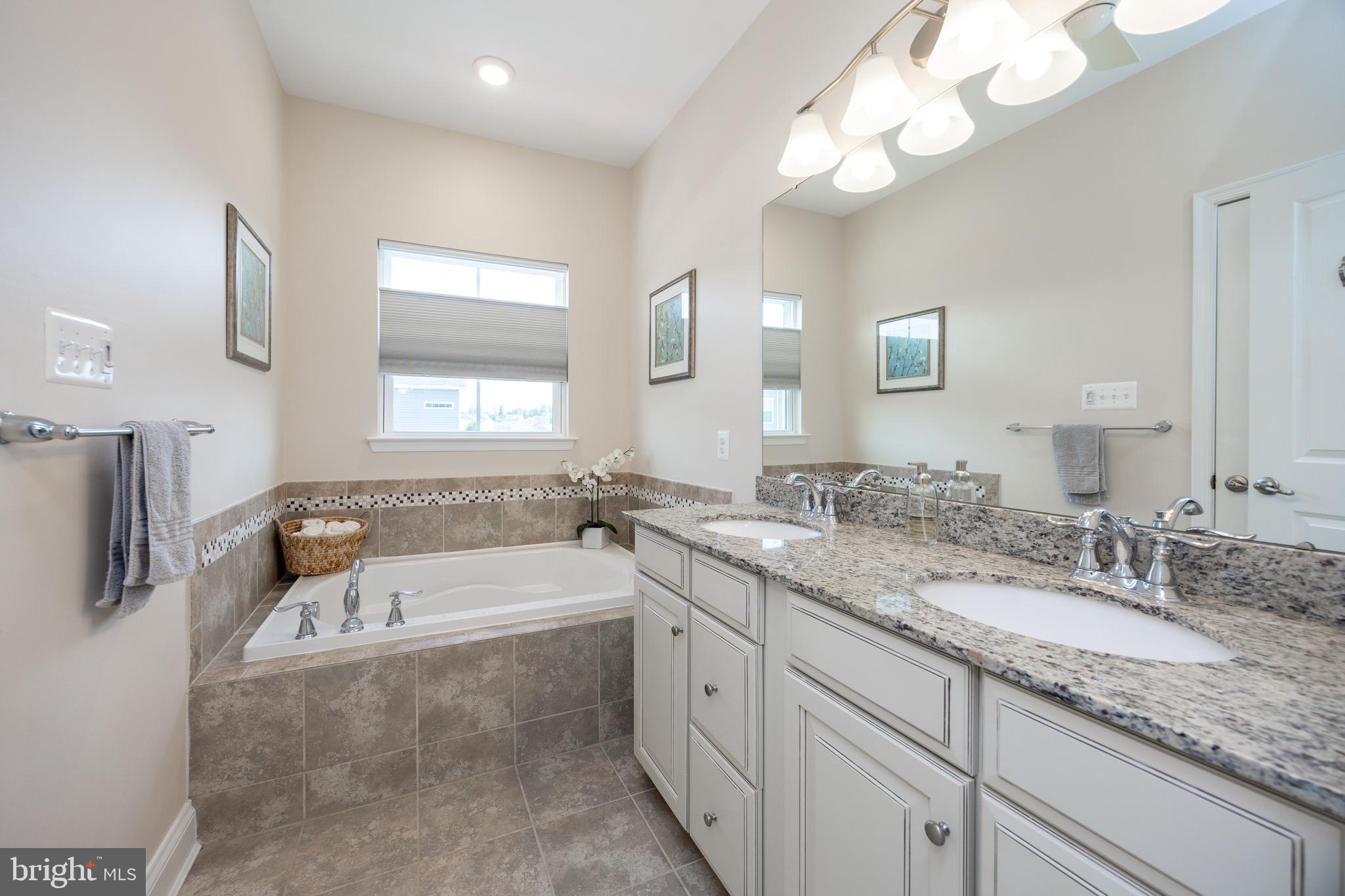 2016 Stargazers Road Coatesville, PA 19320 - Photo 17 of 40 Primary Bath