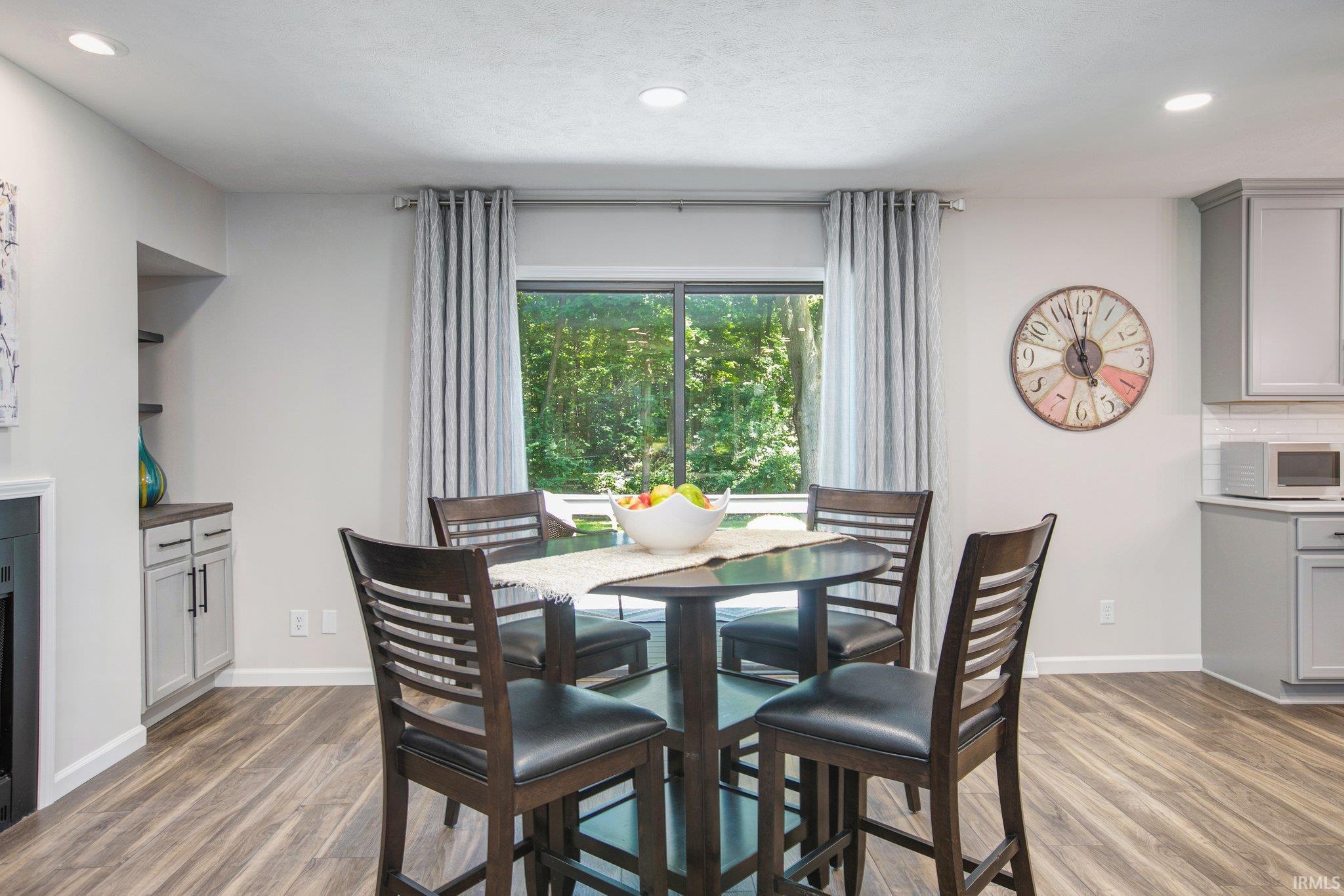 17393 Woodhurst Road Granger, IN 46530 - Photo 12 of 36 Gallery Image 12