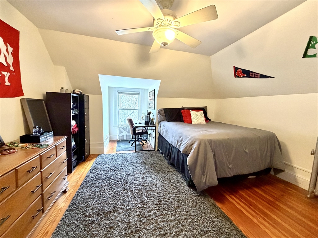 18 Winslow Road, Unit 2 Brookline, MA 02446 - Photo 10 of 12