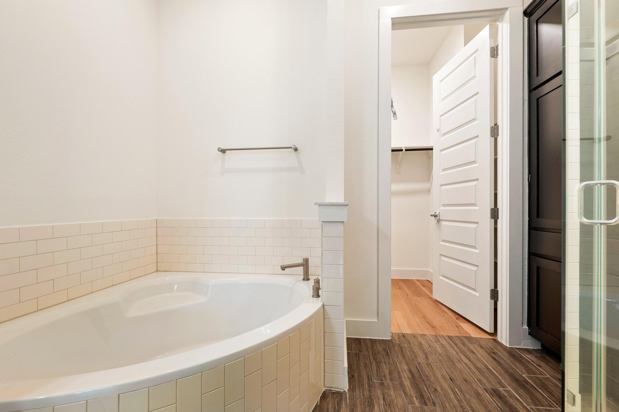 306 Cartwheel Bend, Unit 130 Austin, TX 78738 - Photo 30 of 40