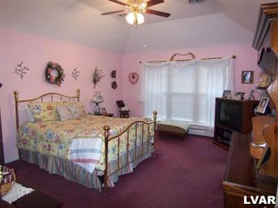 520 Mt Pleasant Road Bangor, PA 18013 - Photo 8 of 11 Bedroom