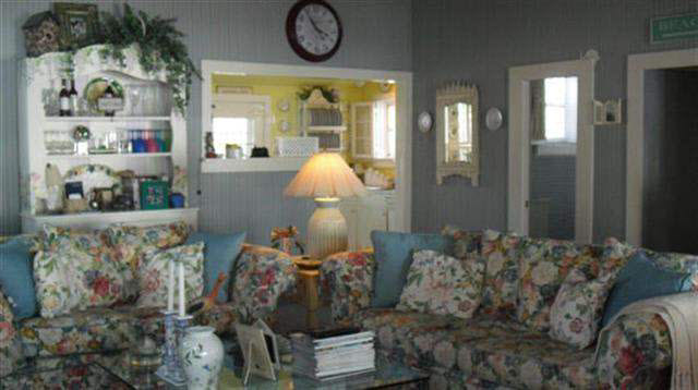 11607 North Ogden Point Road Syracuse, IN 46567 - Photo 14 of 25 Gallery Image 14