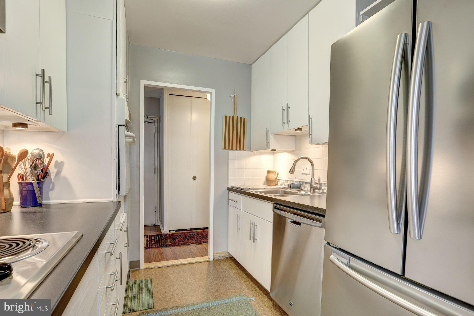 400 O Street Southwest, Unit 102 Washington, DC 20024 - Photo 22 of 30 Kitchen