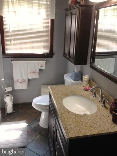 5670 Waterloo Road Columbia, MD 21045 - Photo 7 of 12 Bath