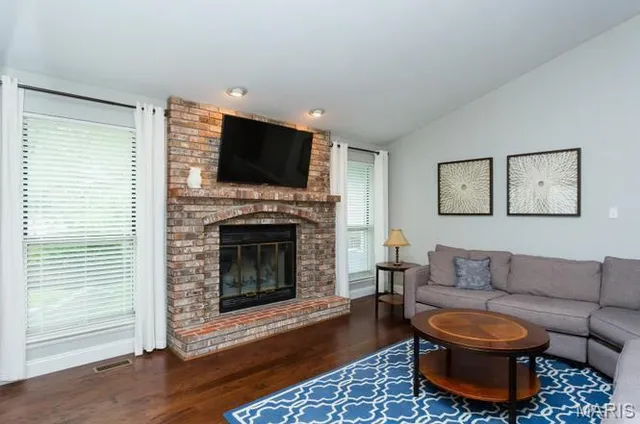 $475,000 | 1201 Dunston Drive, St. Louis, MO 63146