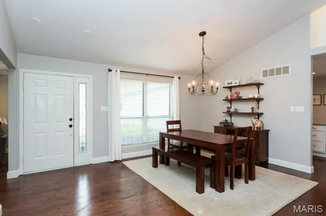 $475,000 | 1201 Dunston Drive, St. Louis, MO 63146