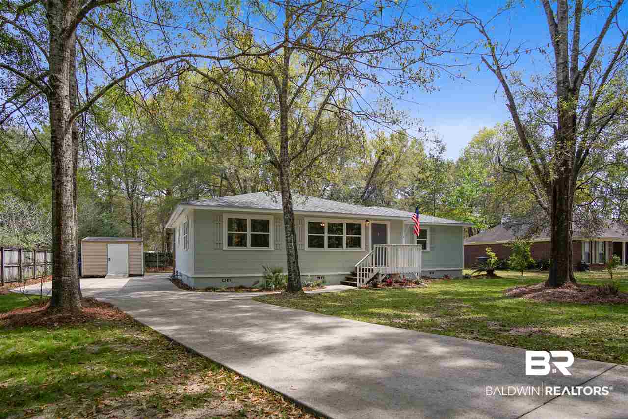 6940 Viola Road Gulf Shores, AL 36542 - Photo 2 of 28