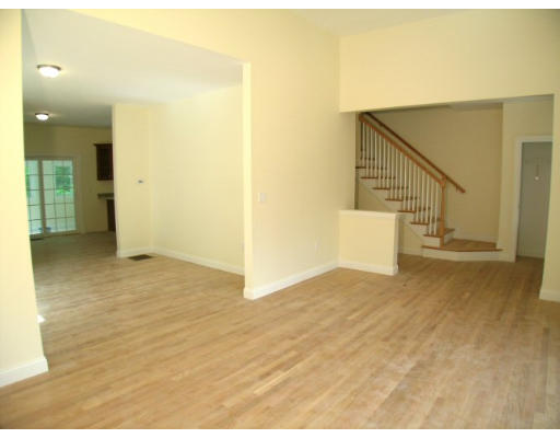 7 A Charles Ridge Road, Unit 704 Littleton, MA 01460 - Photo 3 of 10