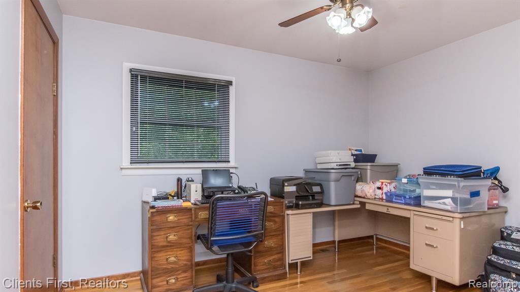 627 Castlebar Drive Rochester Hills, MI 48309 - Photo 12 of 34