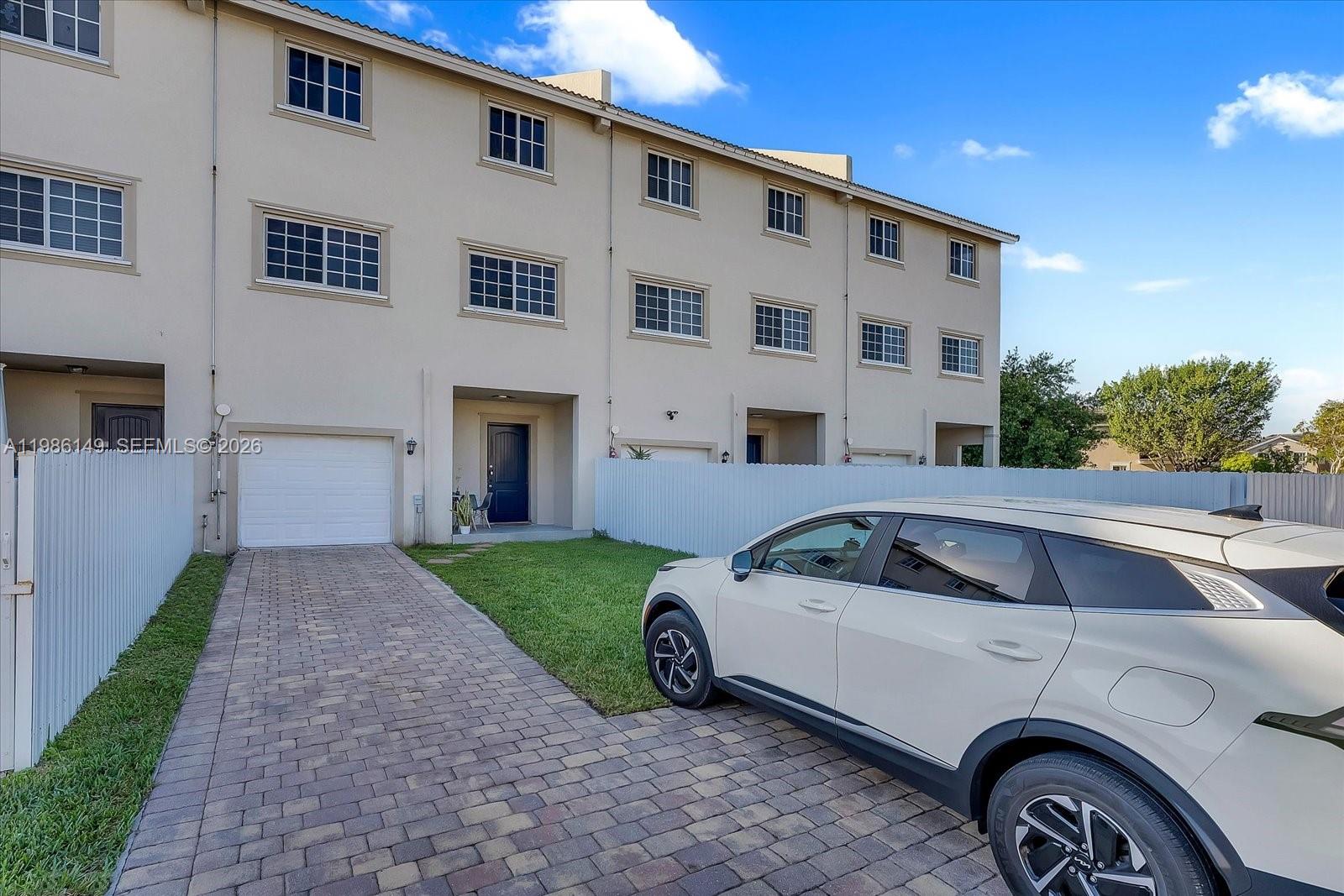 14229 Southwest 274th Street Homestead, FL 33032 - Photo 29 of 43 Gallery Image 29