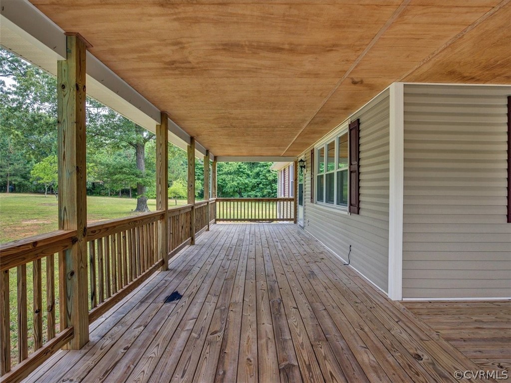 4326 Worsham Road Powhatan, VA 23139 - Photo 4 of 27 Gallery Image 4