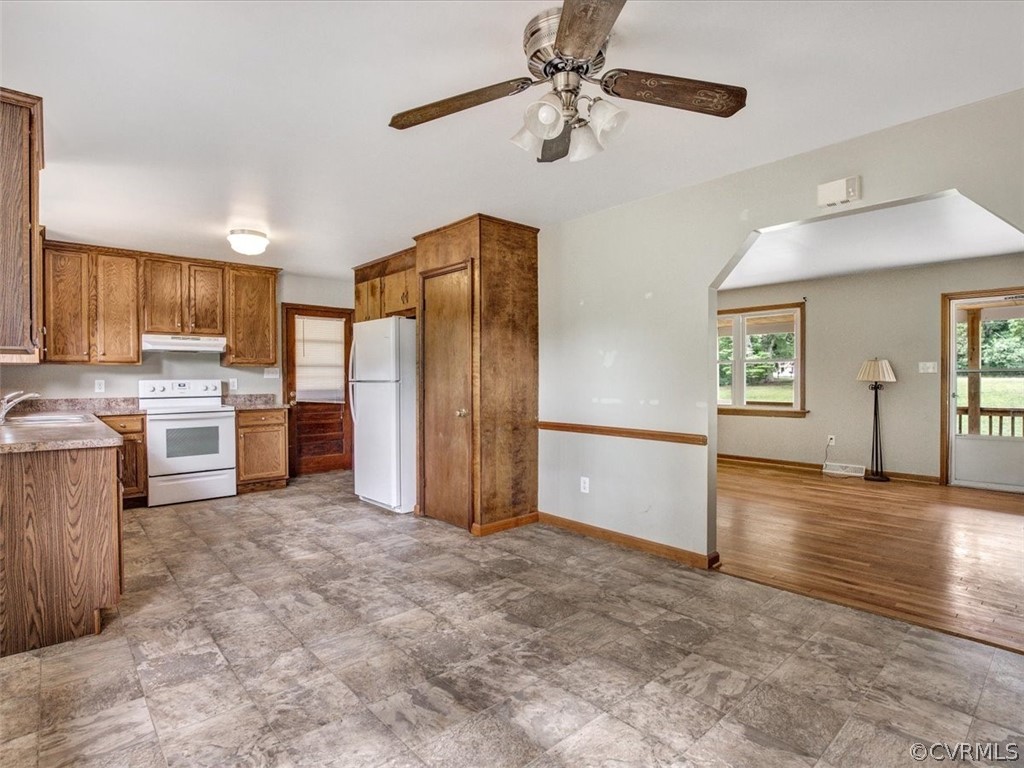 4326 Worsham Road Powhatan, VA 23139 - Photo 10 of 27 Gallery Image 10