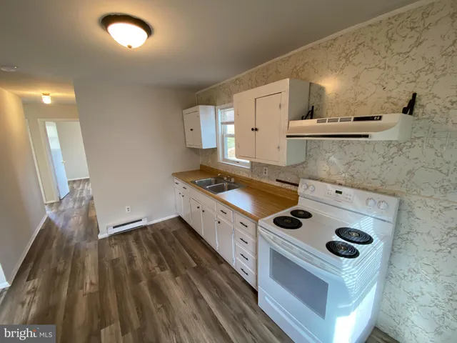 $1,395 | 6037 Rosedale Drive, King George, VA 22485