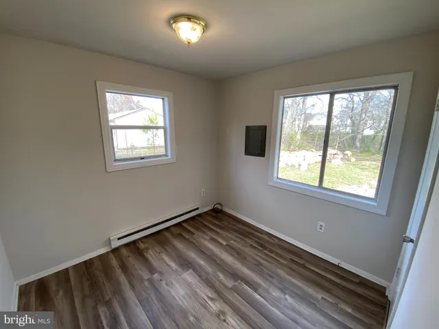 $1,395 | 6037 Rosedale Drive, King George, VA 22485