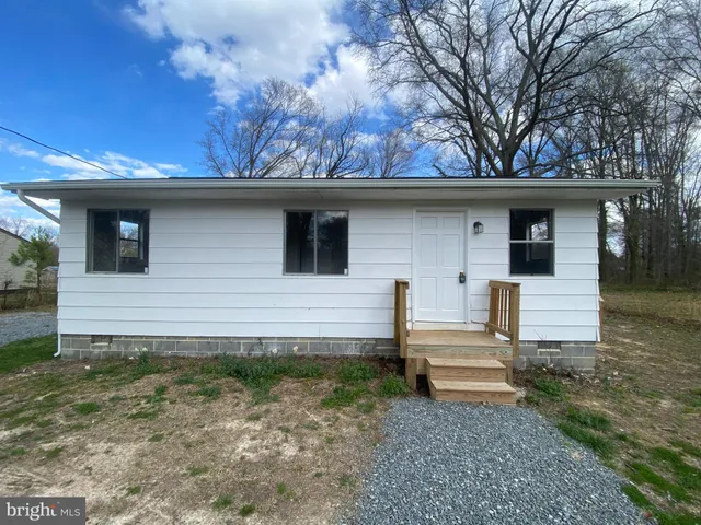 $1,395 | 6037 Rosedale Drive, King George, VA 22485