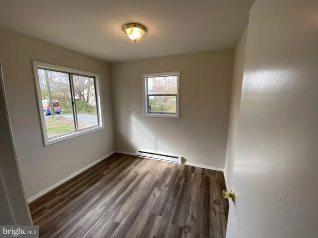 $1,395 | 6037 Rosedale Drive, King George, VA 22485