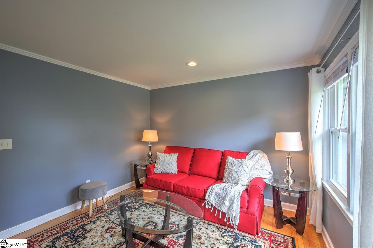 563 Lowndes Hill Road Greenville, SC 29607 - Photo 12 of 31 Gallery Image 12