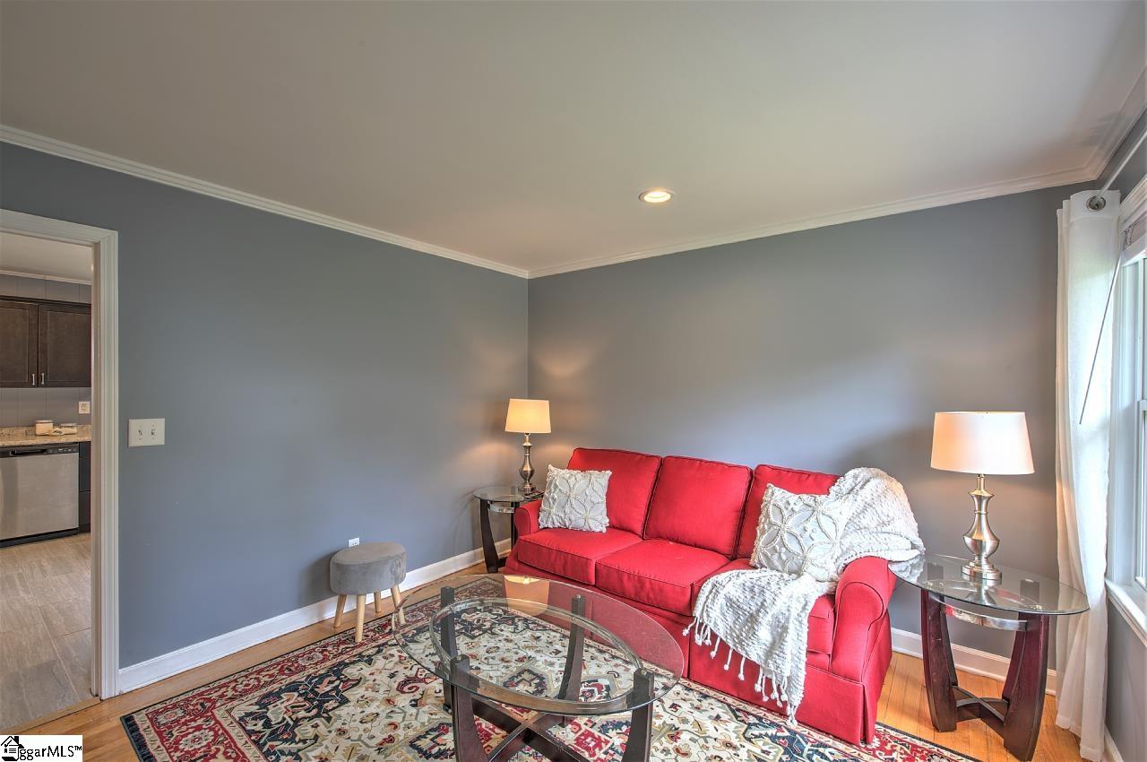 563 Lowndes Hill Road Greenville, SC 29607 - Photo 13 of 31 Gallery Image 13