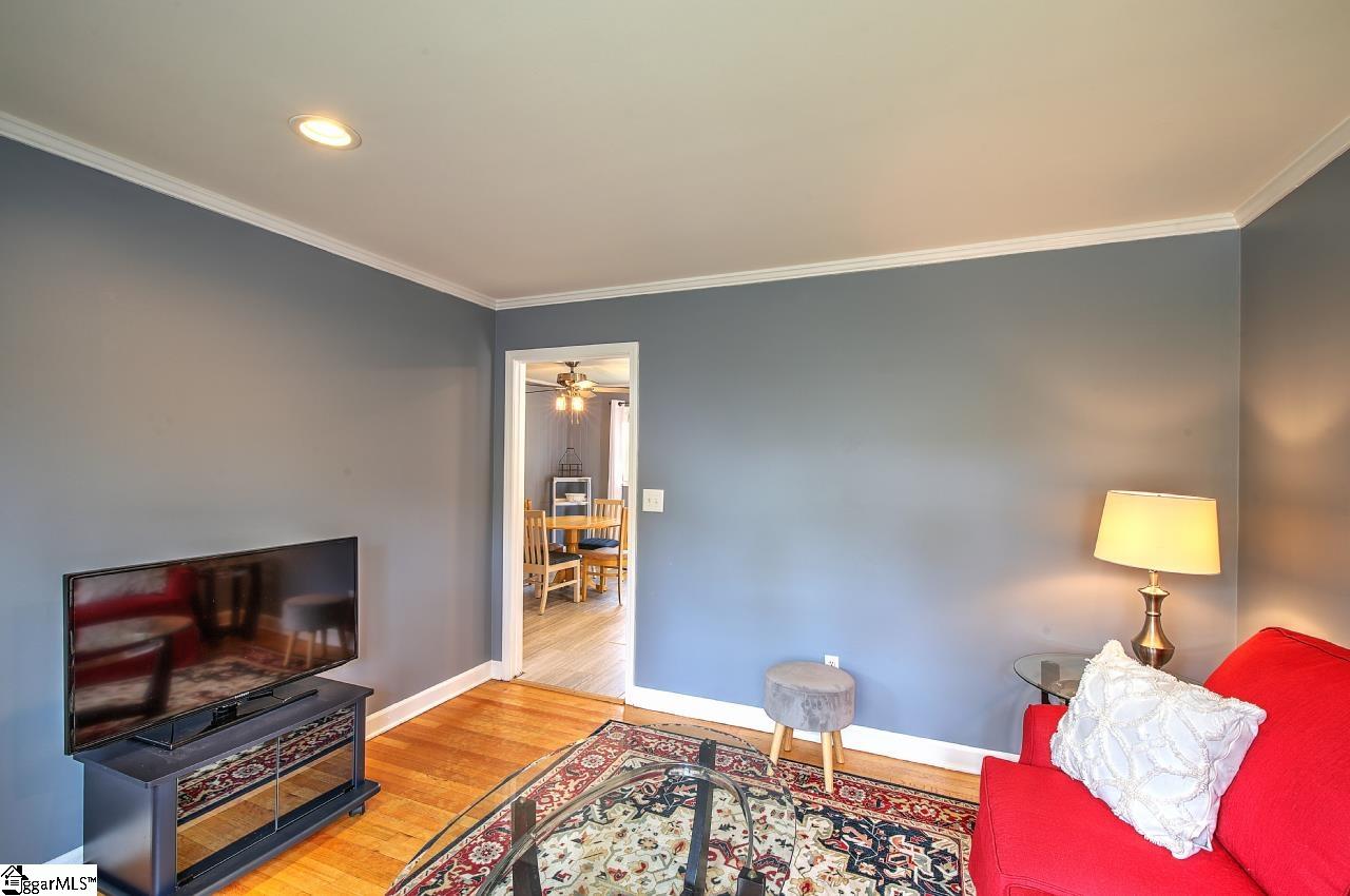 563 Lowndes Hill Road Greenville, SC 29607 - Photo 14 of 31 Gallery Image 14