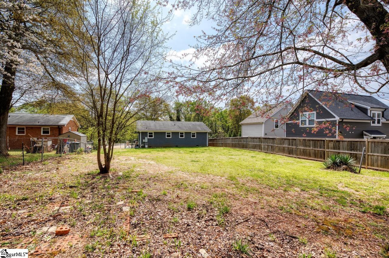563 Lowndes Hill Road Greenville, SC 29607 - Photo 31 of 31 Gallery Image 31