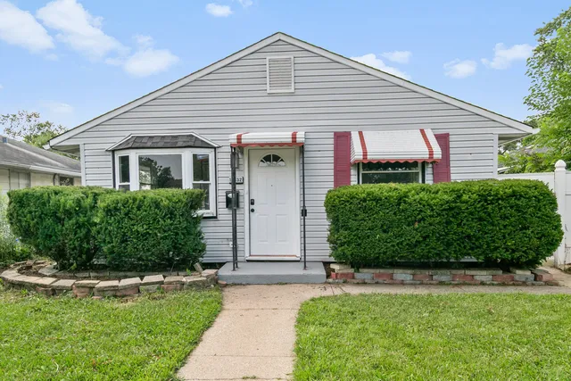 $194,800 | 15332 Dante Avenue, Dolton, IL 60419