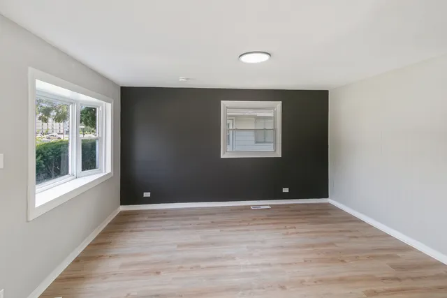 $194,800 | 15332 Dante Avenue, Dolton, IL 60419