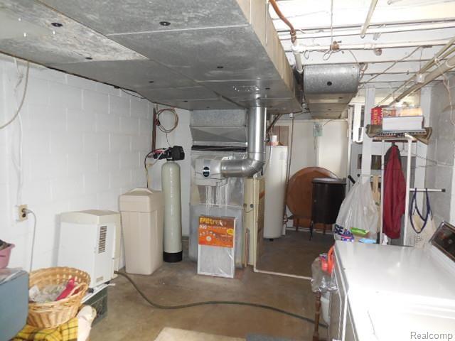 2220 Highfield Road Waterford, MI 48329 - Photo 21 of 30 21.jpg