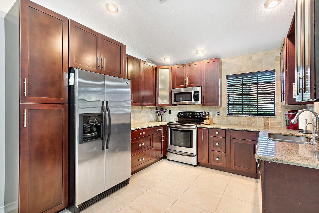 10297 Islander Drive Boca Raton, FL 33498 - Photo 13 of 30 Remodeled Kitchen