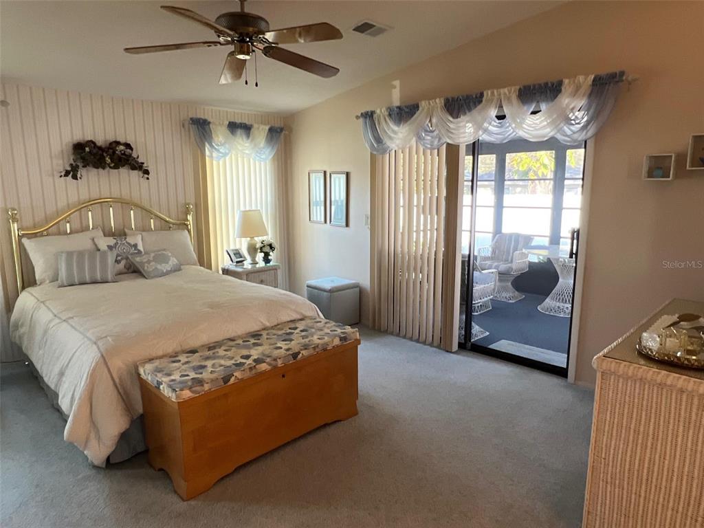 1001 Starkey Road, Unit 90 Largo, FL 33771 - Photo 34 of 43