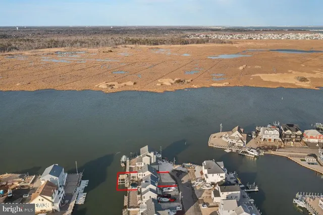 $765,000 | 1407 Hilo Bay Drive, Forked River, NJ 08731