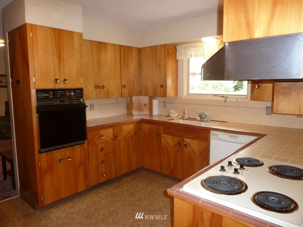 938 Southwest 18th Street Chehalis, WA 98532 - Photo 8 of 25 Gallery Image 8