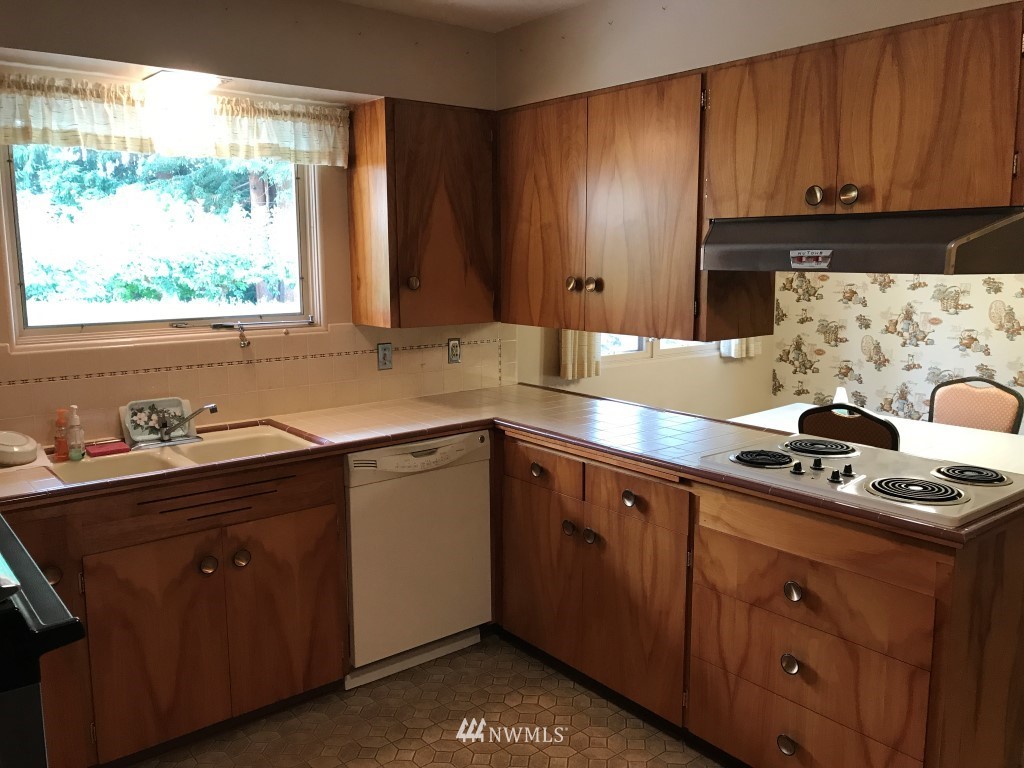 938 Southwest 18th Street Chehalis, WA 98532 - Photo 9 of 25 Gallery Image 9