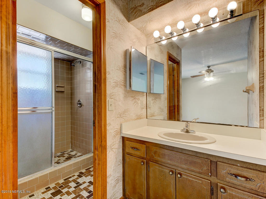 9052 Latimer Road West Jacksonville, FL 32257 - Photo 26 of 38 Master Bathroom