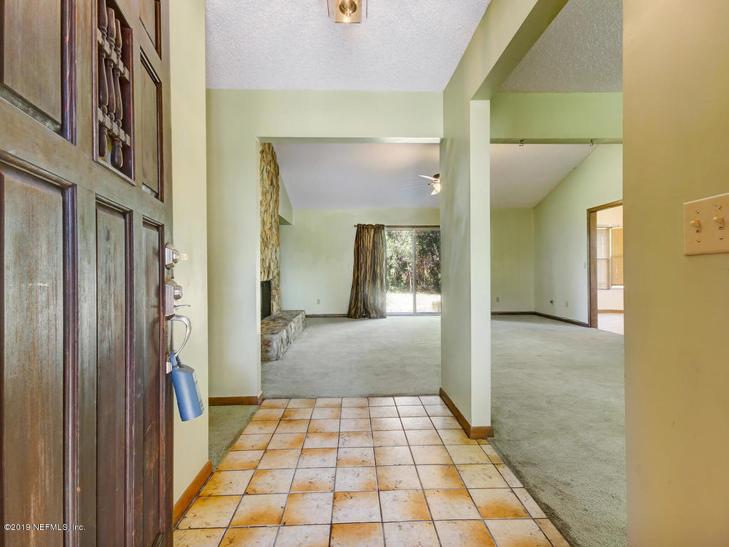 9052 Latimer Road West Jacksonville, FL 32257 - Photo 7 of 38 Foyer