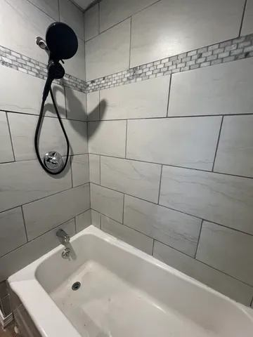 $1,750 | 81 Merrifield Street, Unit B1, Worcester, MA 01605