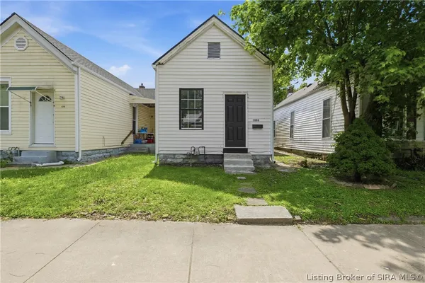 $179,900 | 1808 Culbertson Avenue, New Albany, IN 47150