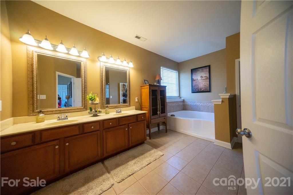 415 Rash Road Olin, NC 28660 - Photo 18 of 48 Gallery Image 18