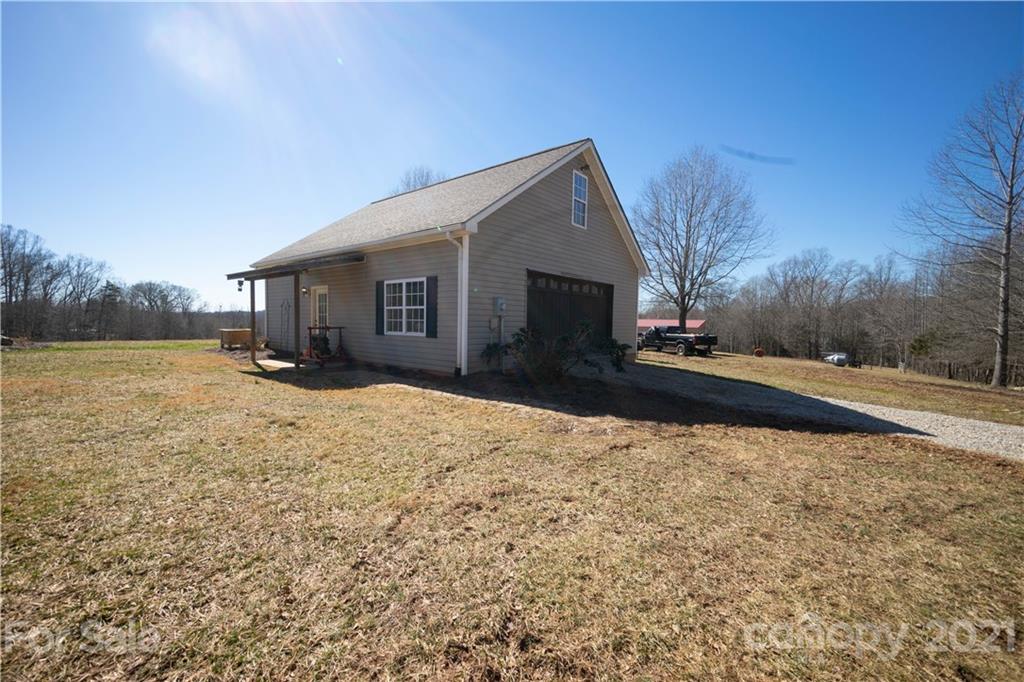 415 Rash Road Olin, NC 28660 - Photo 39 of 48 Gallery Image 39