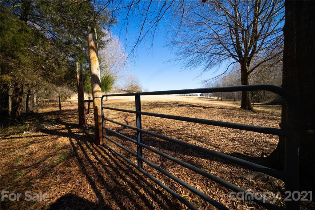 415 Rash Road Olin, NC 28660 - Photo 10 of 48 Gallery Image 10