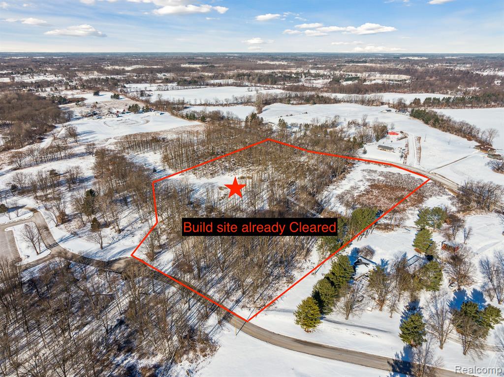 13 Equus Hills Howell, MI 48843 - Photo 15 of 22