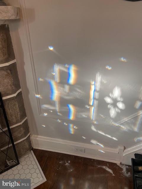 4013 Ellendale Road Drexel Hill, PA 19026 - Photo 57 of 59 Morning light prisms through front door