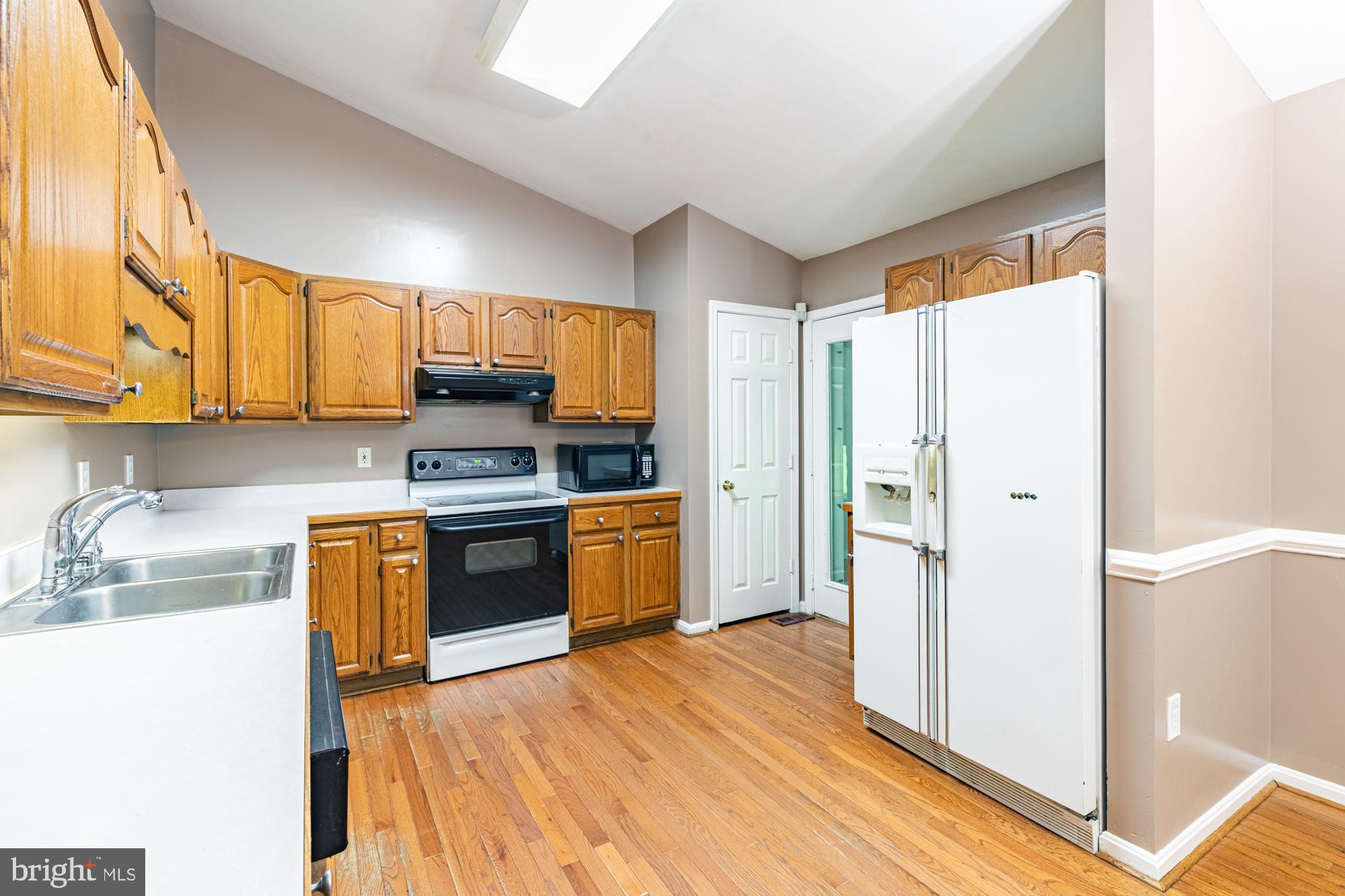 8948 Round Top Road Manassas, VA 20112 - Photo 13 of 35 Kitchen