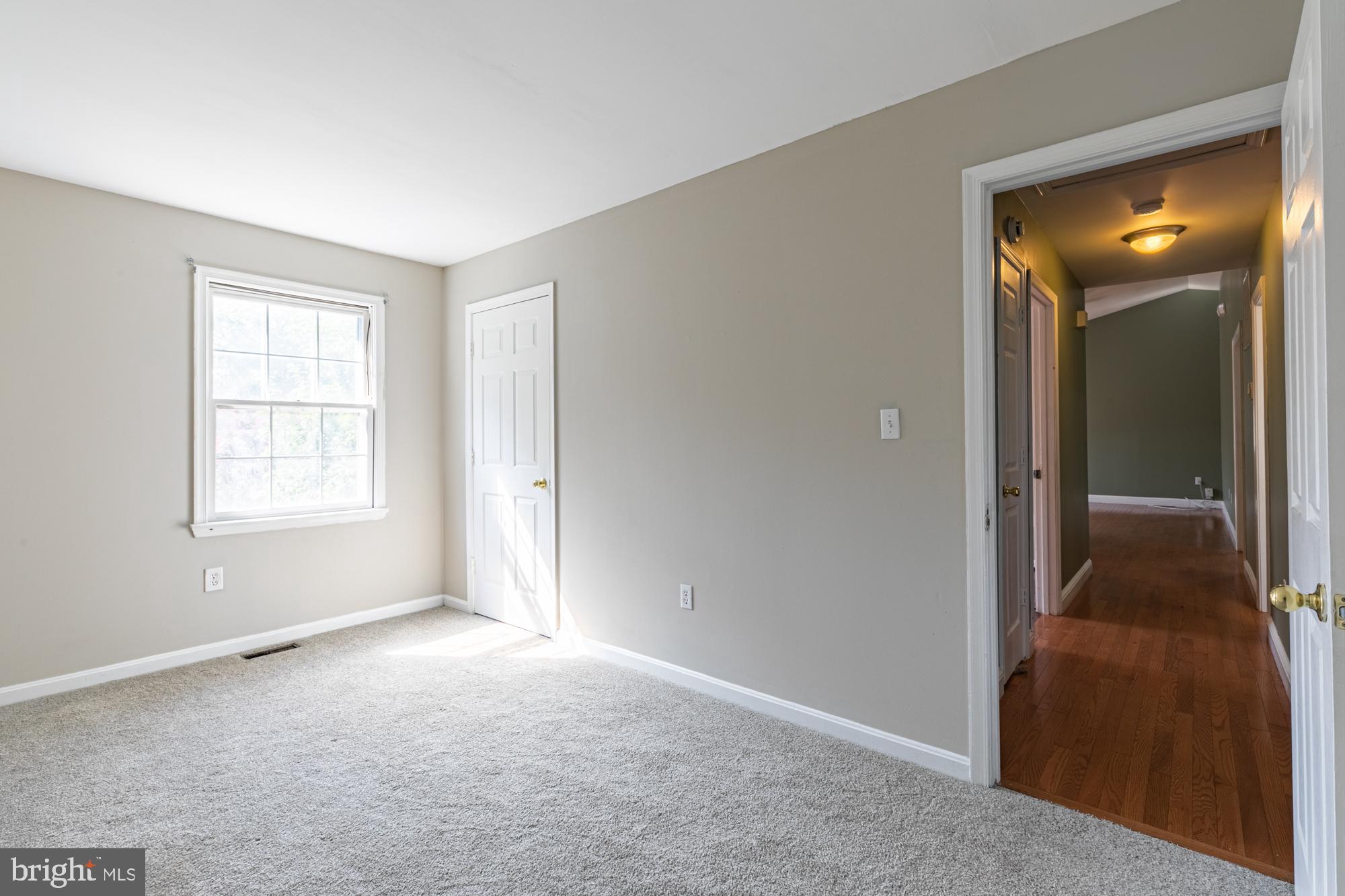8948 Round Top Road Manassas, VA 20112 - Photo 17 of 35 Bedroom
