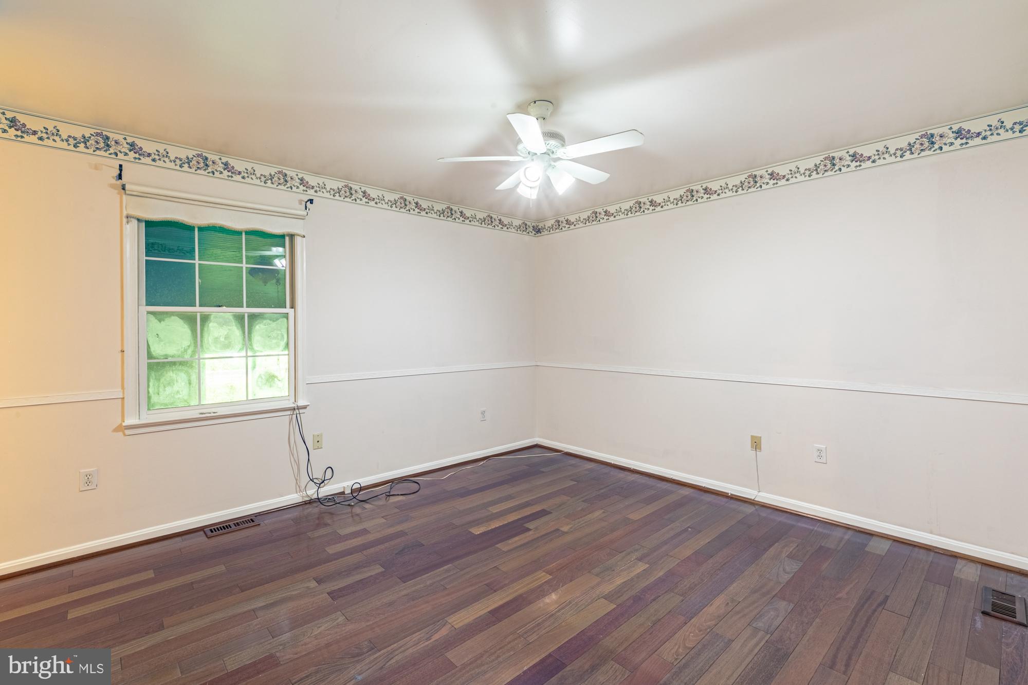 8948 Round Top Road Manassas, VA 20112 - Photo 18 of 35 Bedroom