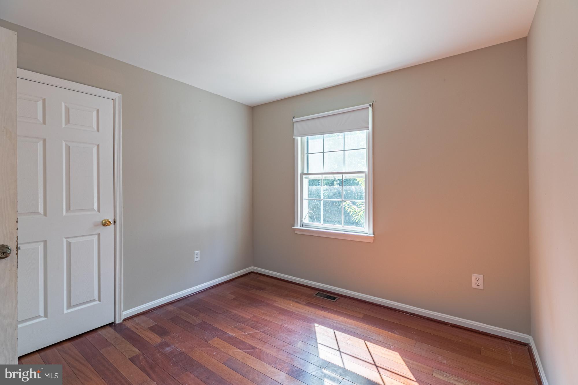 8948 Round Top Road Manassas, VA 20112 - Photo 20 of 35 Bedroom