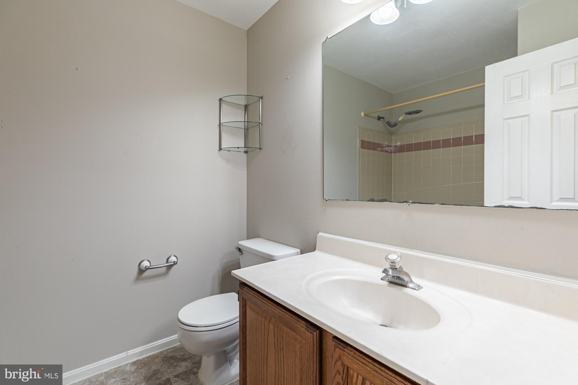 8948 Round Top Road Manassas, VA 20112 - Photo 21 of 35 Bath